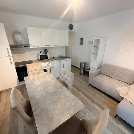 Des Fleurs Lägenhet Cabourg