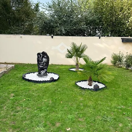 Des Fleurs Lägenhet *