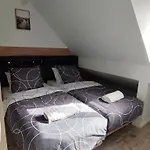 Des Fleurs - Les Escapades Cosy - 1 A 4 Personnes *