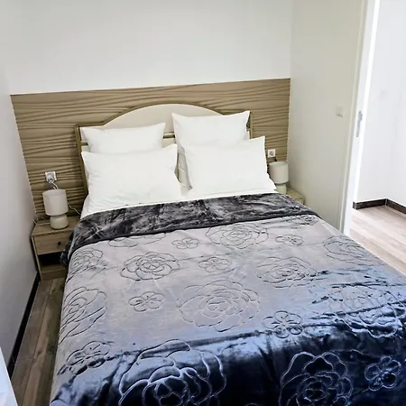Apartment Des Fleurs