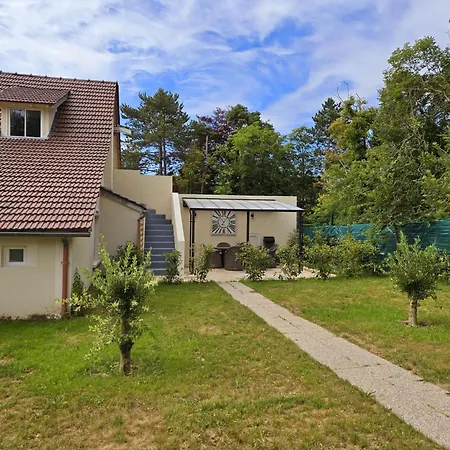 Apartment Des Fleurs