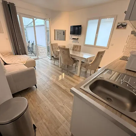 Διαμέρισμα Des Fleurs