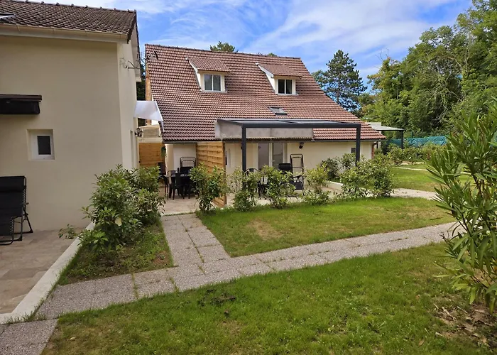 Des Fleurs Апартаменты