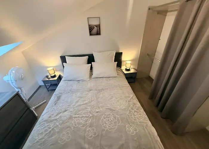 Апартаменты Des Fleurs Кабур