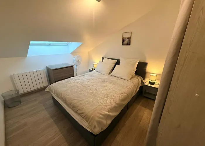 Des Fleurs Apartment *