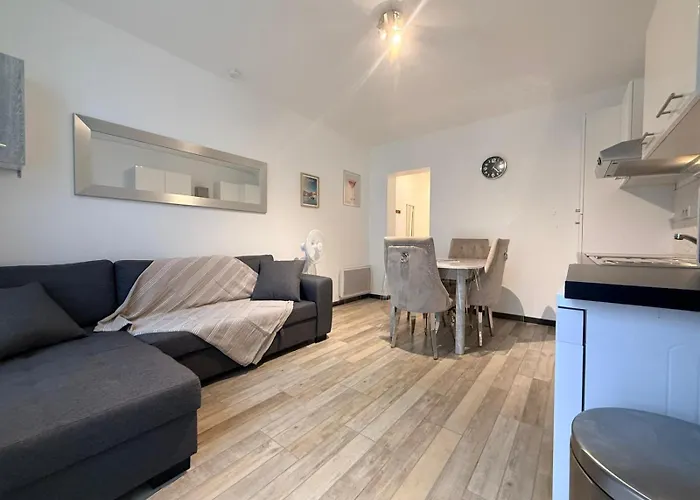 Des Fleurs * Кабур