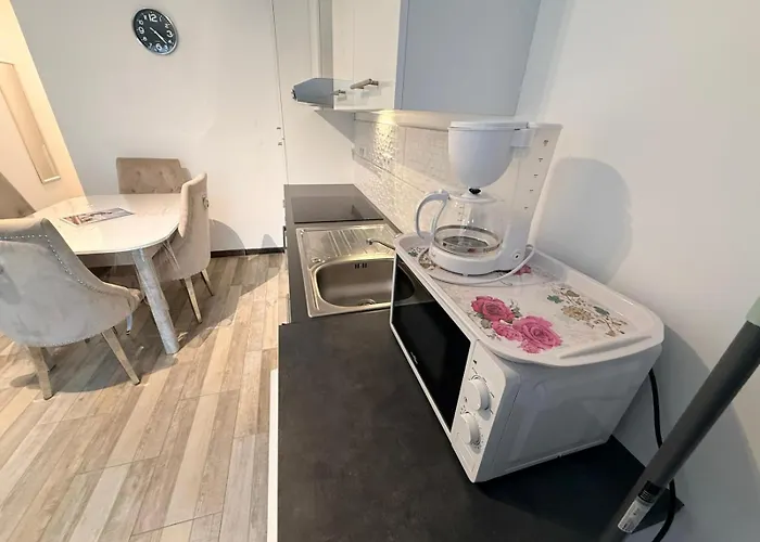 Апартаменты Des Fleurs *