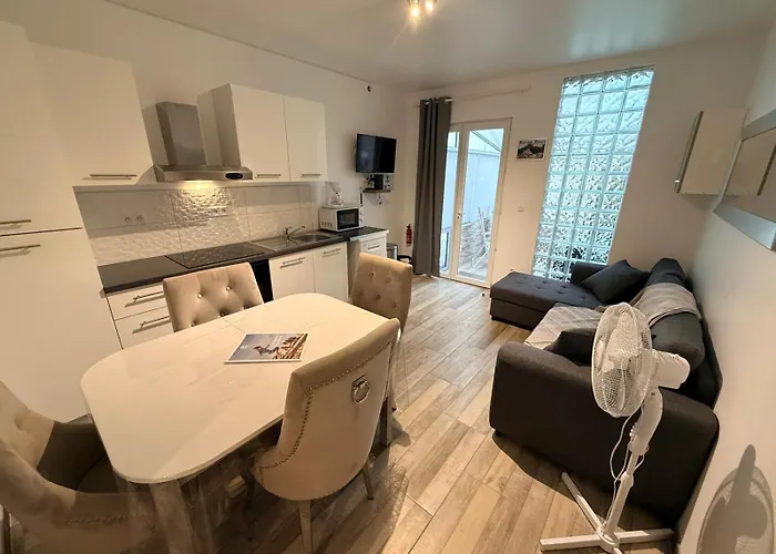 Des Fleurs Апартаменты