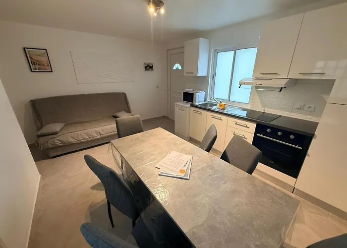 Des Fleurs Апартаменты *