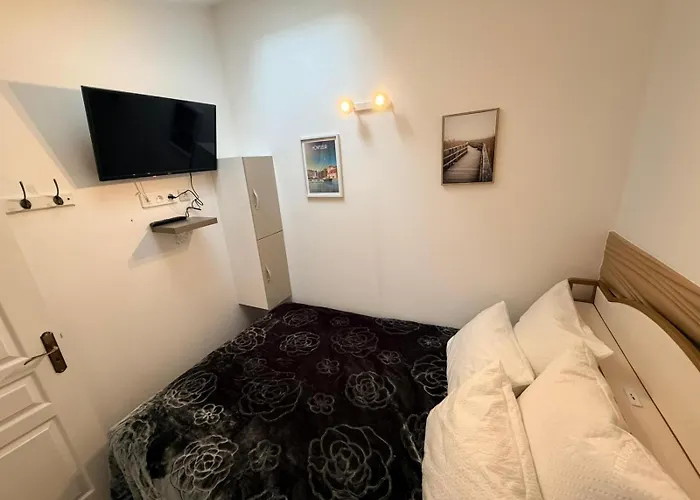 Des Fleurs Апартаменты *