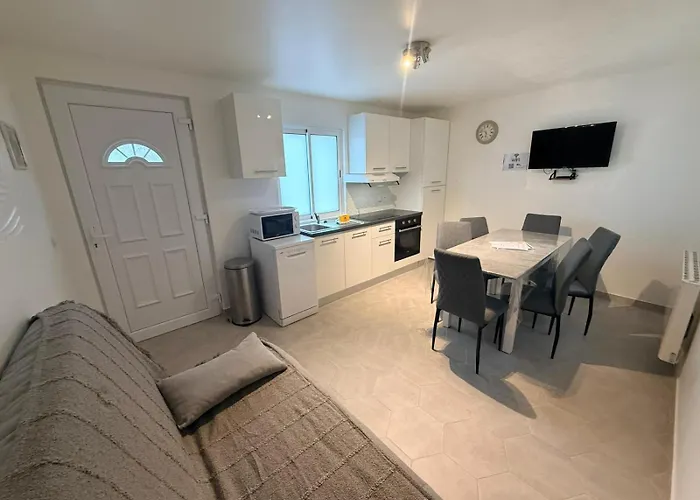 Des Fleurs Кабур